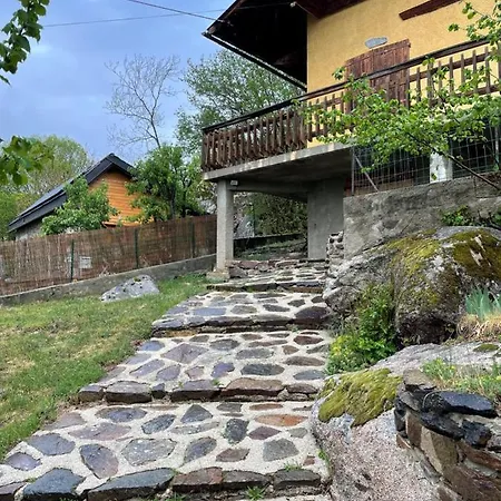 Chalet Cerdan Typiques A Proche De Font-romeu * Dorres